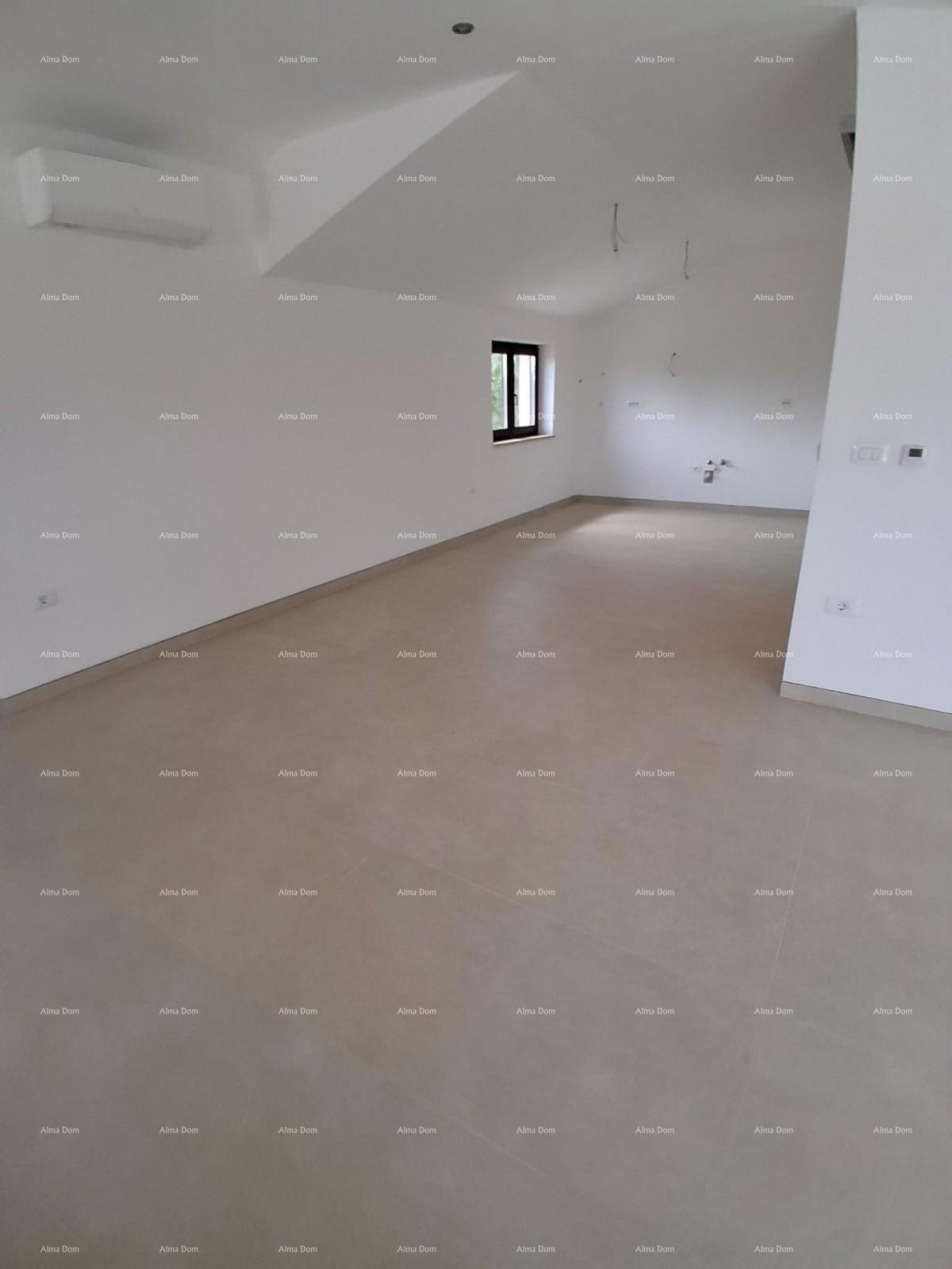 Prodaja - luksuzna hiša na veliki parceli z bazenom, wellness sobo in telovadnico, Poreč!