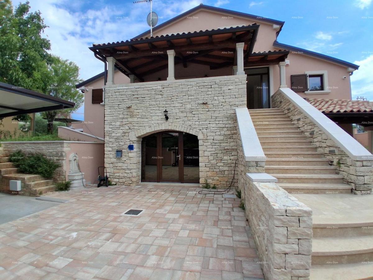 Prodaja - luksuzna hiša na veliki parceli z bazenom, wellness sobo in telovadnico, Poreč!