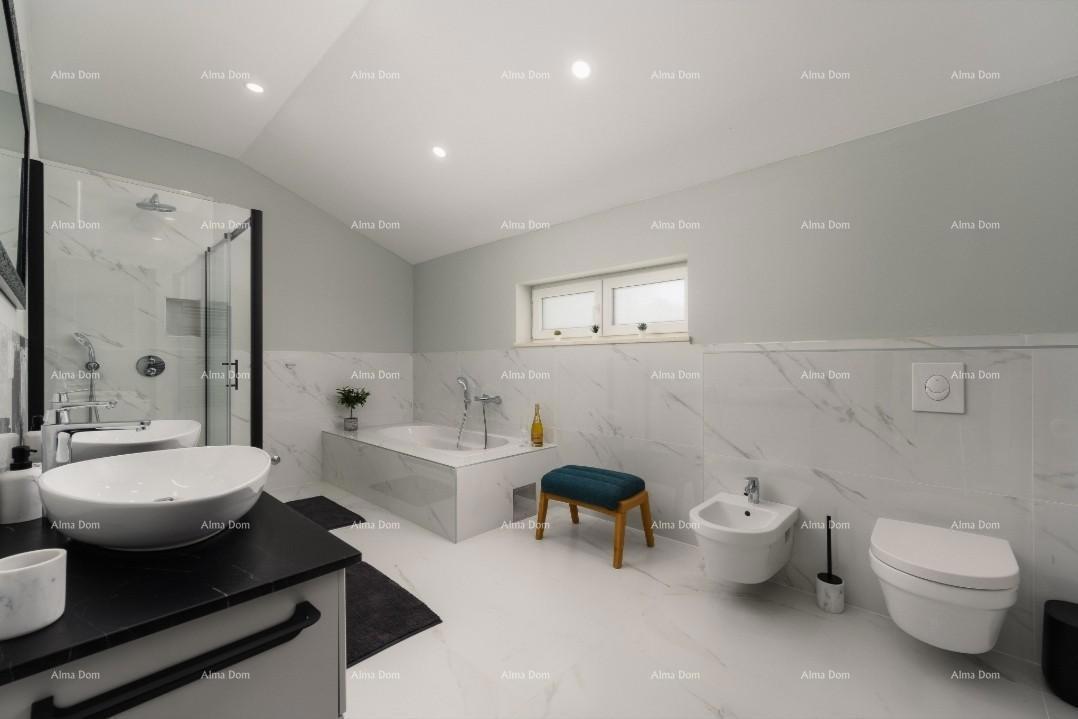 Luksuzna, popolnoma opremljena istarska vila s studio apartmajem, bazenom in pogledom na morje, Kanfanar!