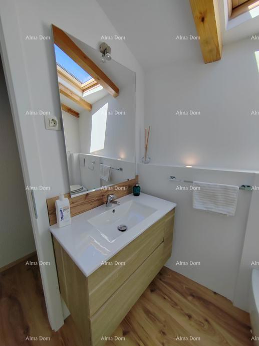 ROVINJ – Dvoetažni stan 50 m² v centru, s 2 studio apartmaji