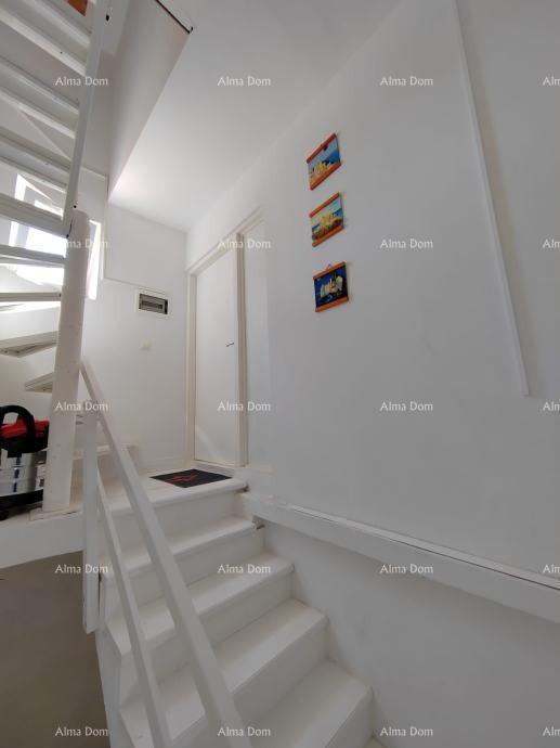 ROVINJ – Dvoetažni stan 50 m² v centru, s 2 studio apartmaji