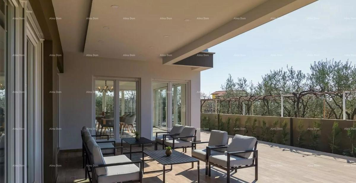 Prekrasna moderna hiša s pogledom na morje - Fažana!