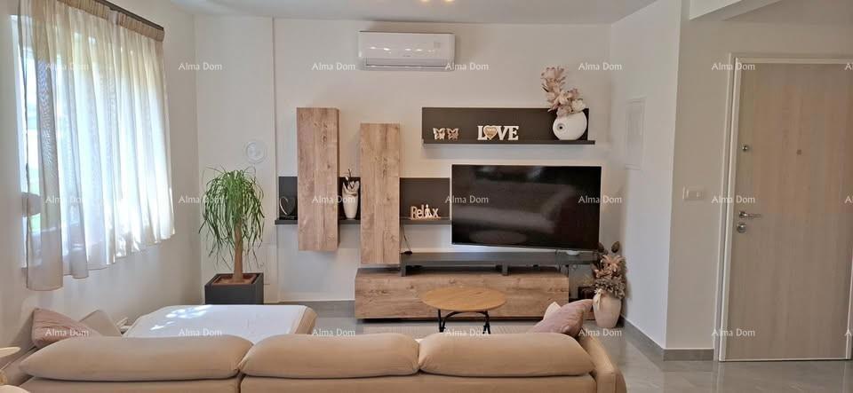 Žminj – Popolnoma opremljeno stanovanje s 2 parkirnima mestoma