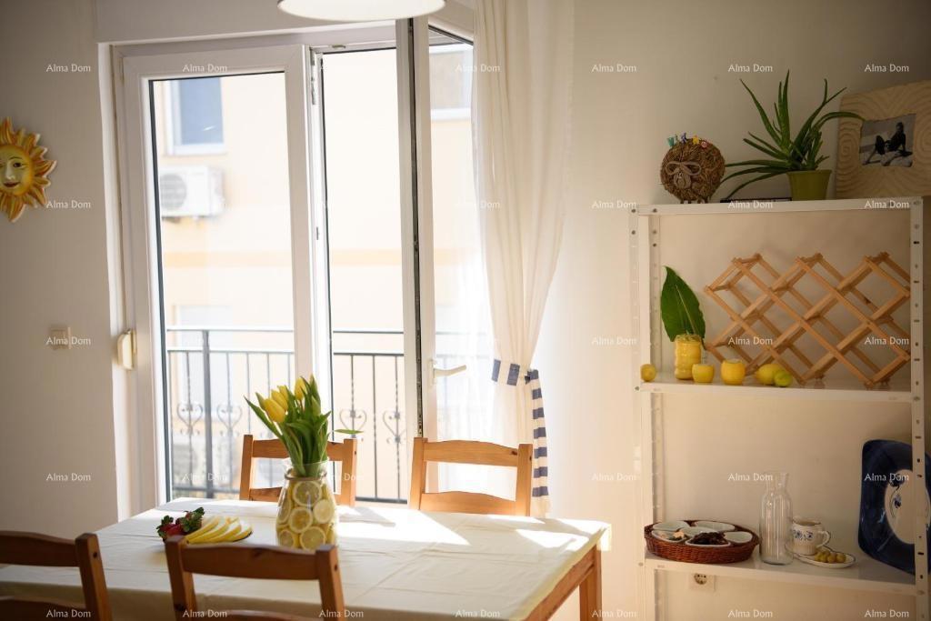 PREMANTURA – čudovita hiša s tremi stanovanji