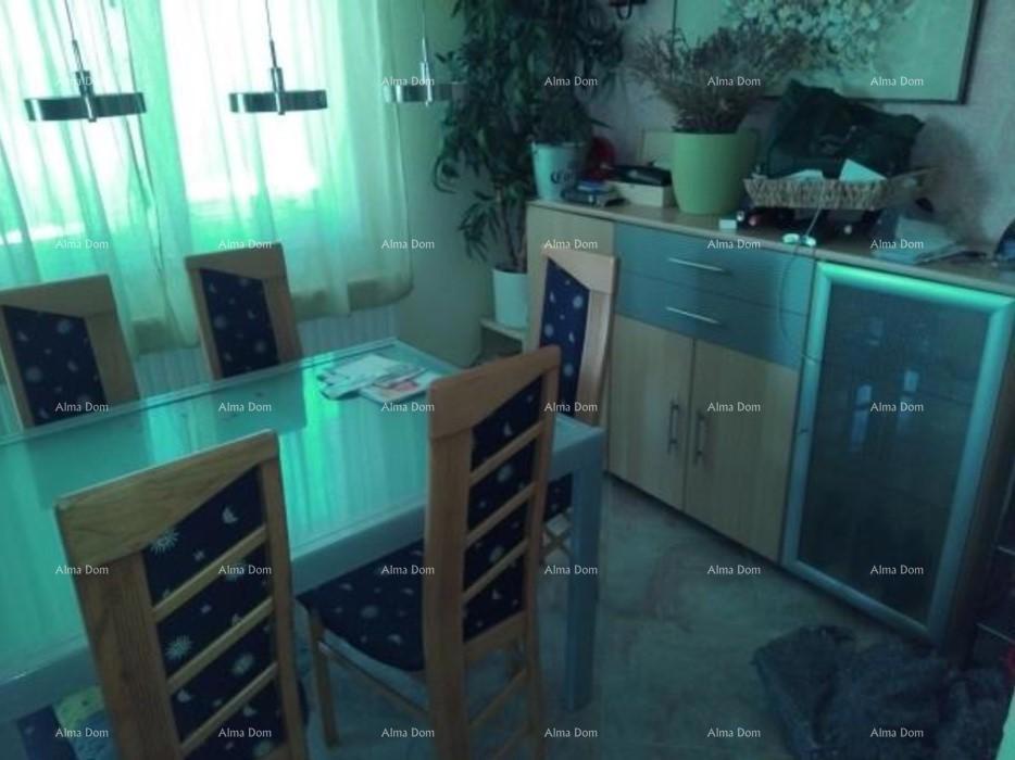 Hiša z apartmaji v Fažani