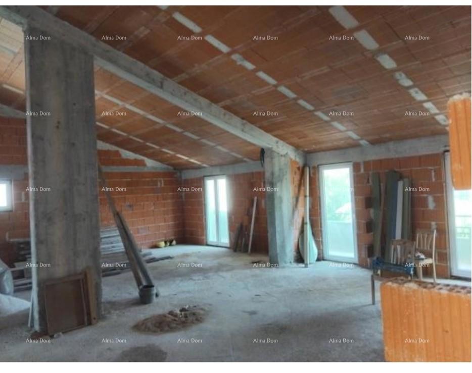 Hiša z apartmaji v Fažani