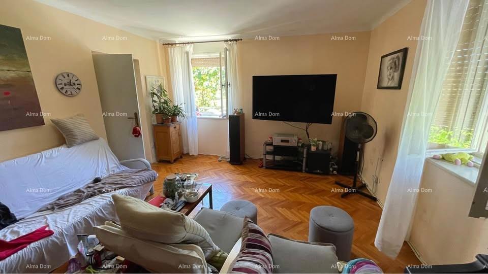 Prodaja - dve hiše na odlični lokaciji s pogledom na morje - Medulin, Vinkuran!