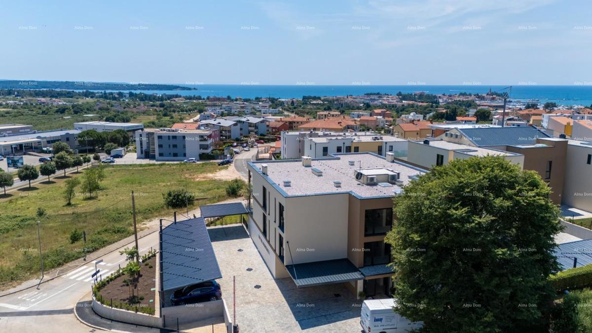 Prodaja - popolnoma opremljeno stanovanje v novem kompleksu z vrtom in dvema parkirnima mestoma, Novigrad!! S2/ZB