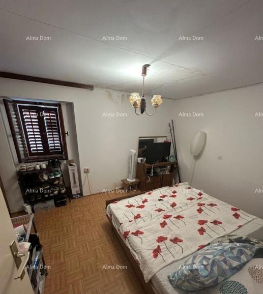 Na prodaju kamena kuća za obnovo – okolica Buja