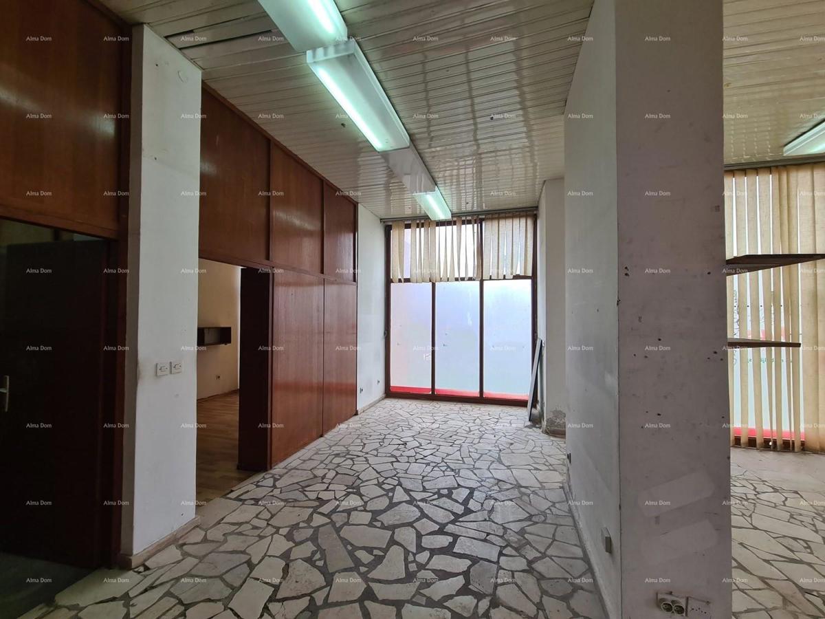 Poslovni prostor na prodajo – Veruda, Pula