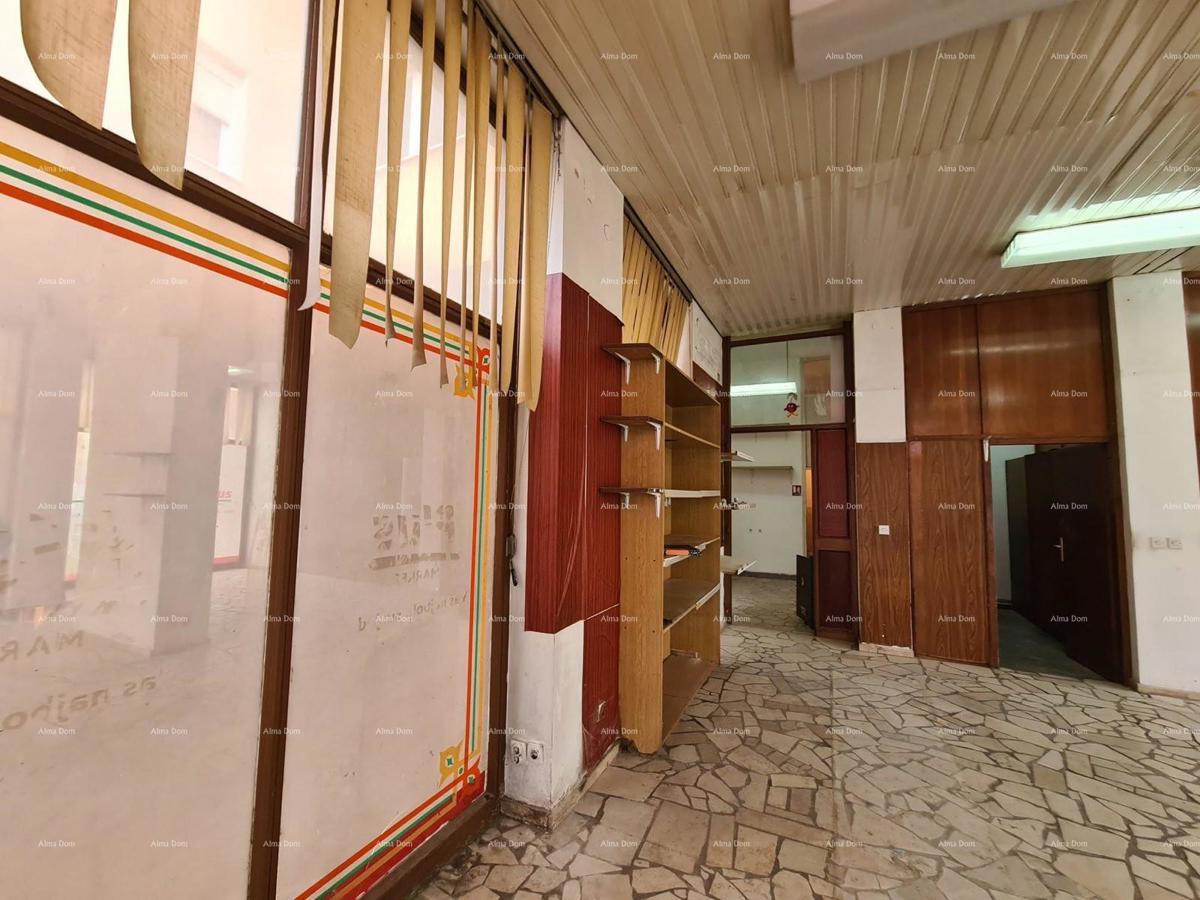 Poslovni prostor na prodajo – Veruda, Pula