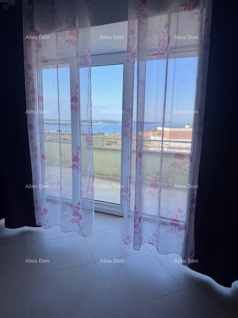 Trosoban stan s pogledom na more i Brijune!