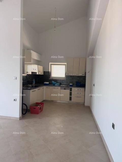 Trosoban stan s pogledom na more i Brijune!