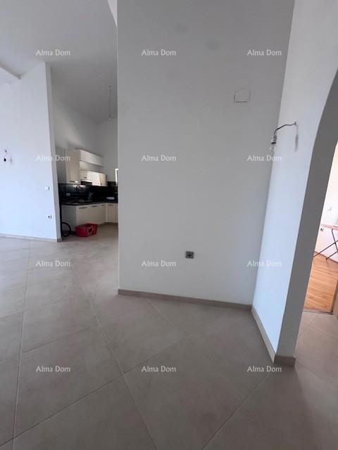 Trosoban stan s pogledom na more i Brijune!