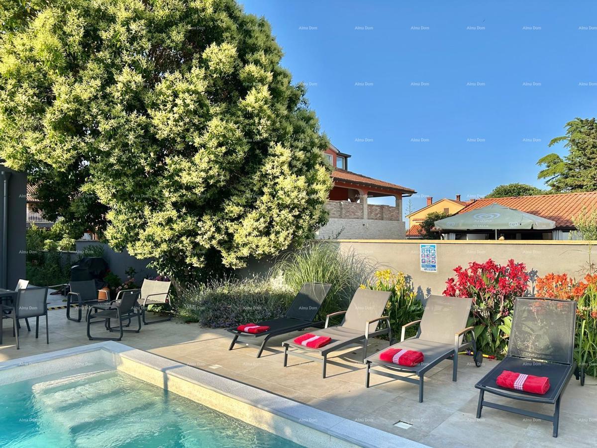 Istra, Ližnjan, 1 km do centra Medulina, nova moderna hiša z bazenom za počitnice.