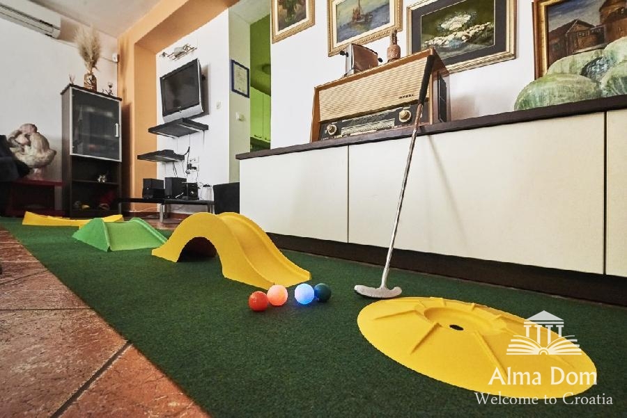 Hiša, blizu mesta Umag.