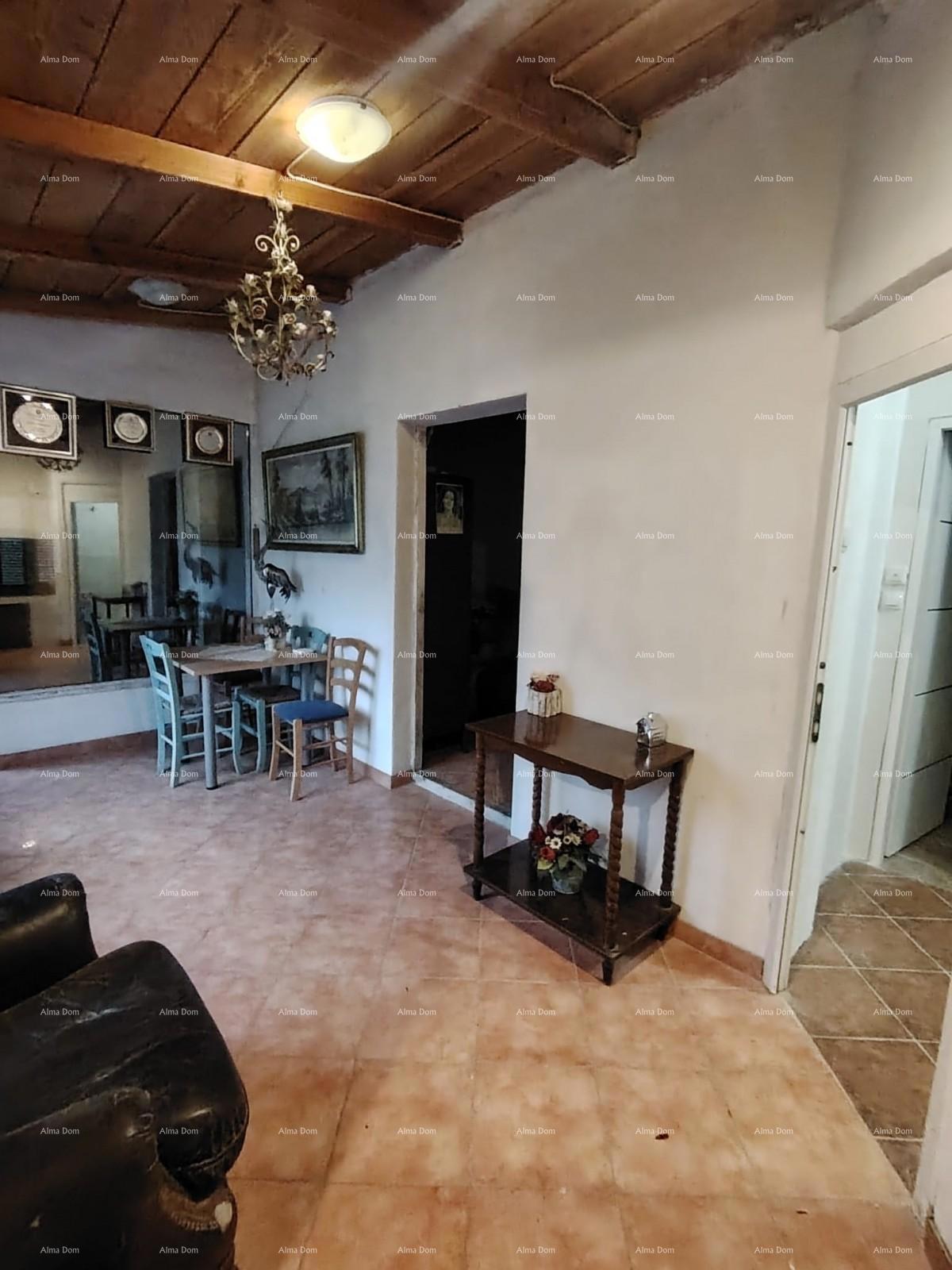 Prodamo hišo, 95 m2, 1800 m od morja, Umag