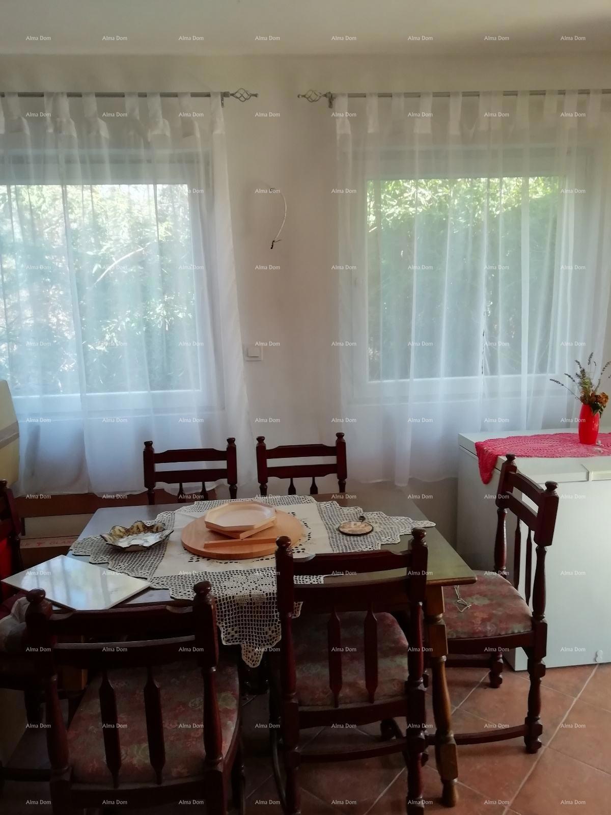 Prodamo hišo, 95 m2, 1800 m od morja, Umag