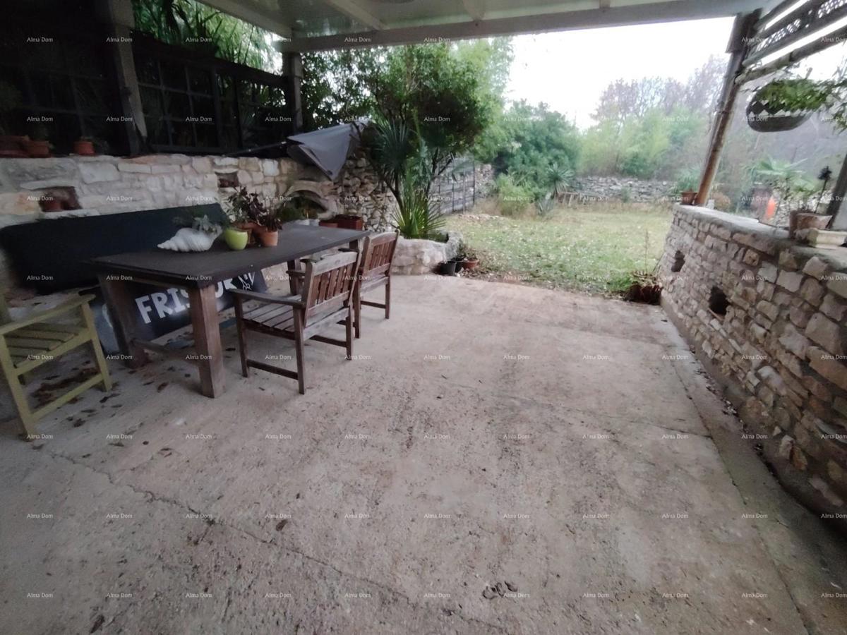 Prodamo hišo, 95 m2, 1800 m od morja, Umag