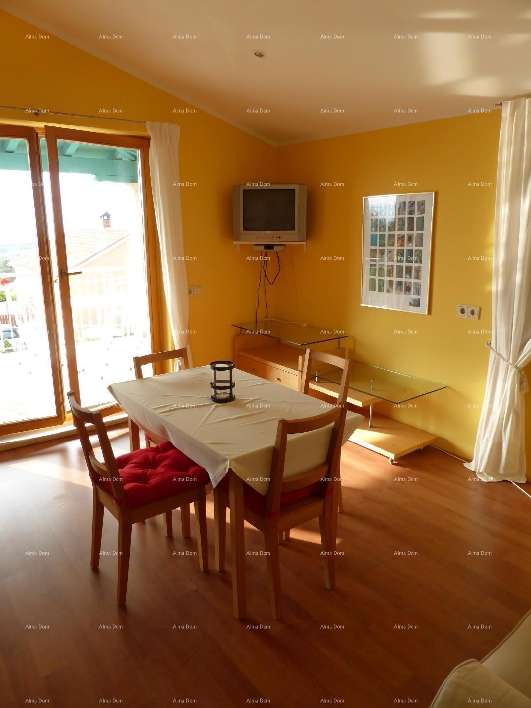 Prodaje se vila, Marčana.