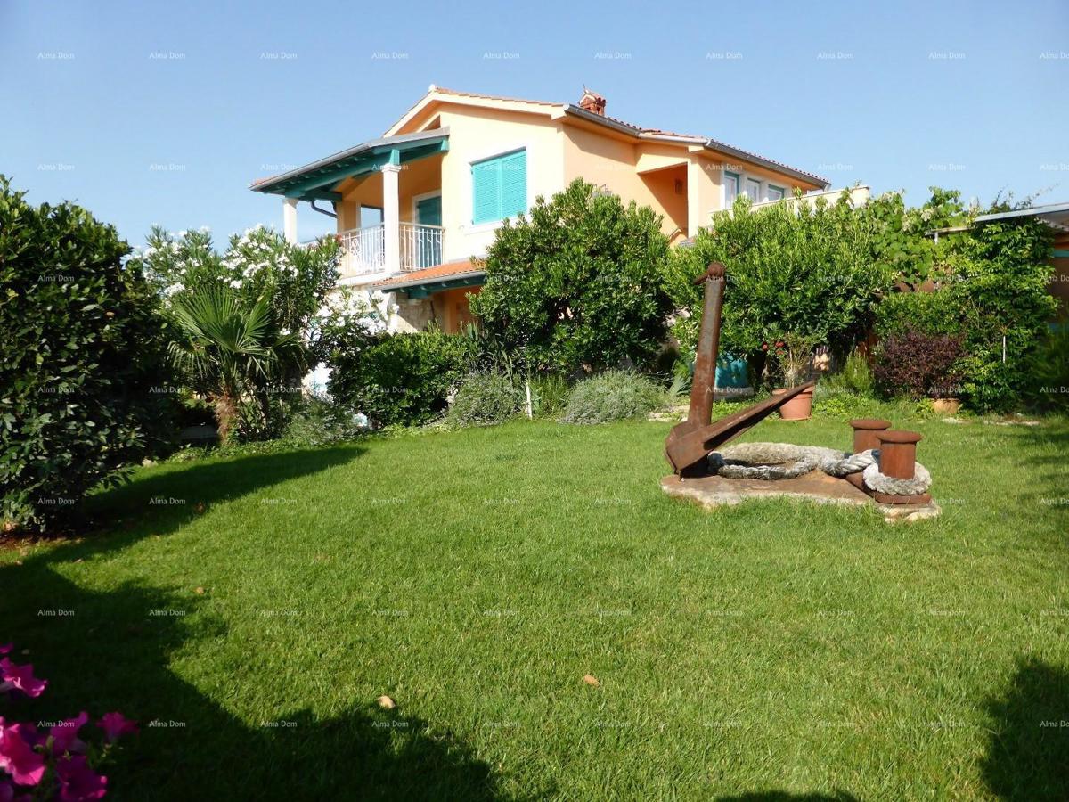 Prodaje se vila, Marčana.