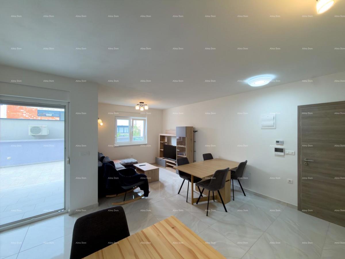 Sure! Please provide the title you would like me to translate into Slovenian (slv).