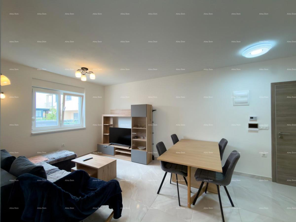 Sure! Please provide the title you would like me to translate into Slovenian (slv).