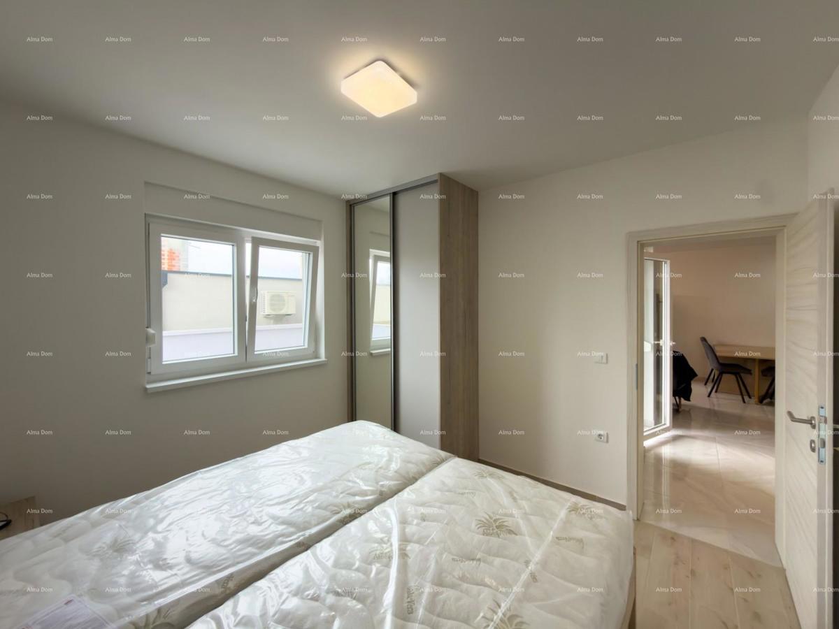 Sure! Please provide the title you would like me to translate into Slovenian (slv).