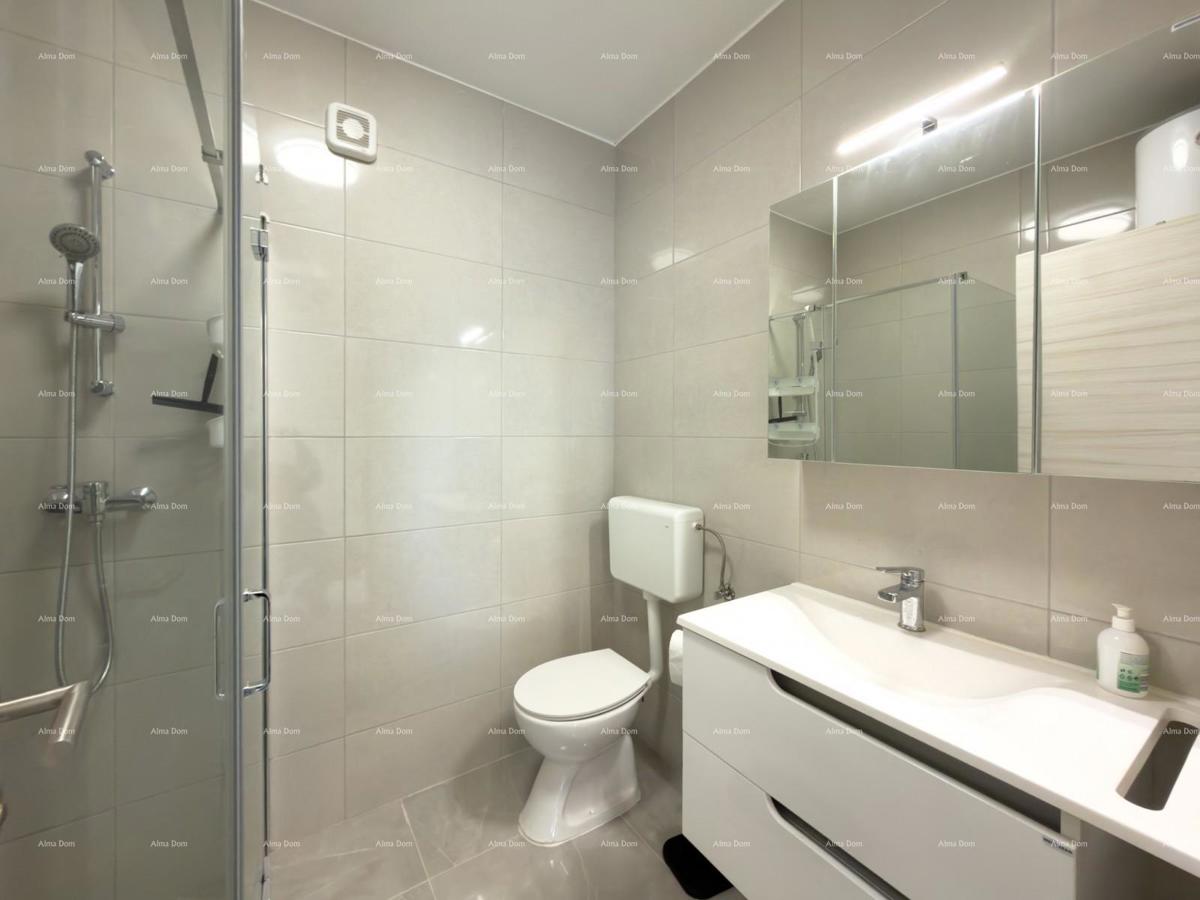 Sure! Please provide the title you would like me to translate into Slovenian (slv).