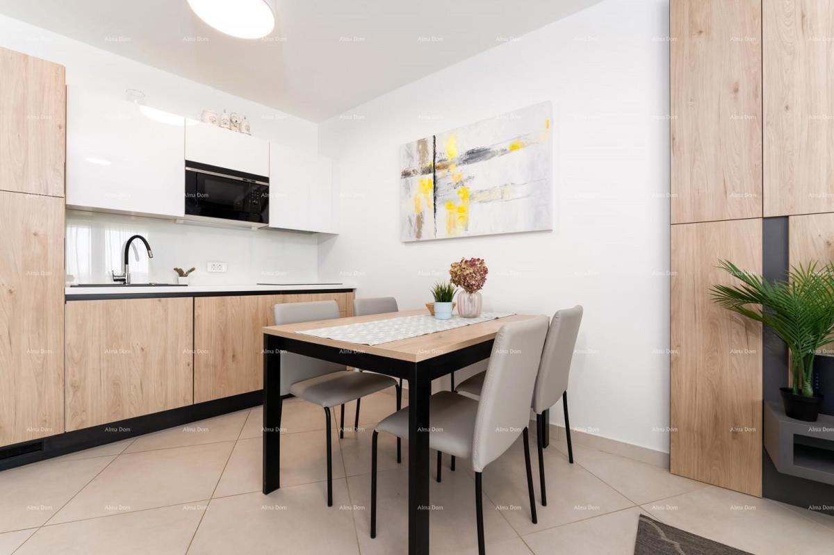 UMAG – PRVI RED DO MORA! LUKSUZEN STAN, 59 m2