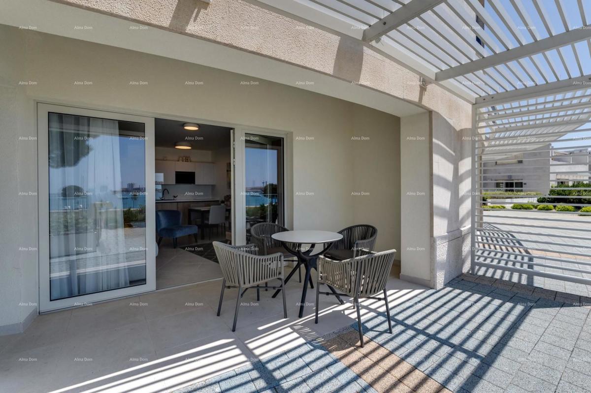 UMAG – PRVI RED DO MORA! LUKSUZEN STAN, 59 m2