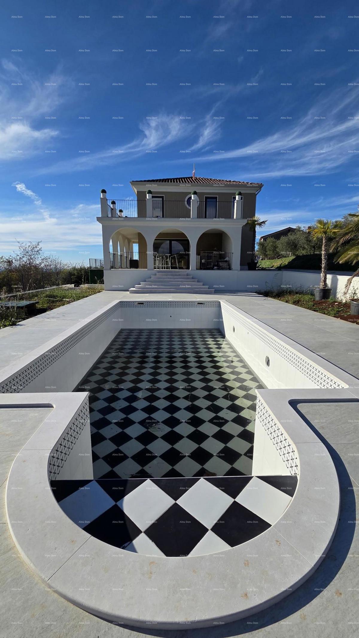 Buje, Luksuzna vila s bazenom