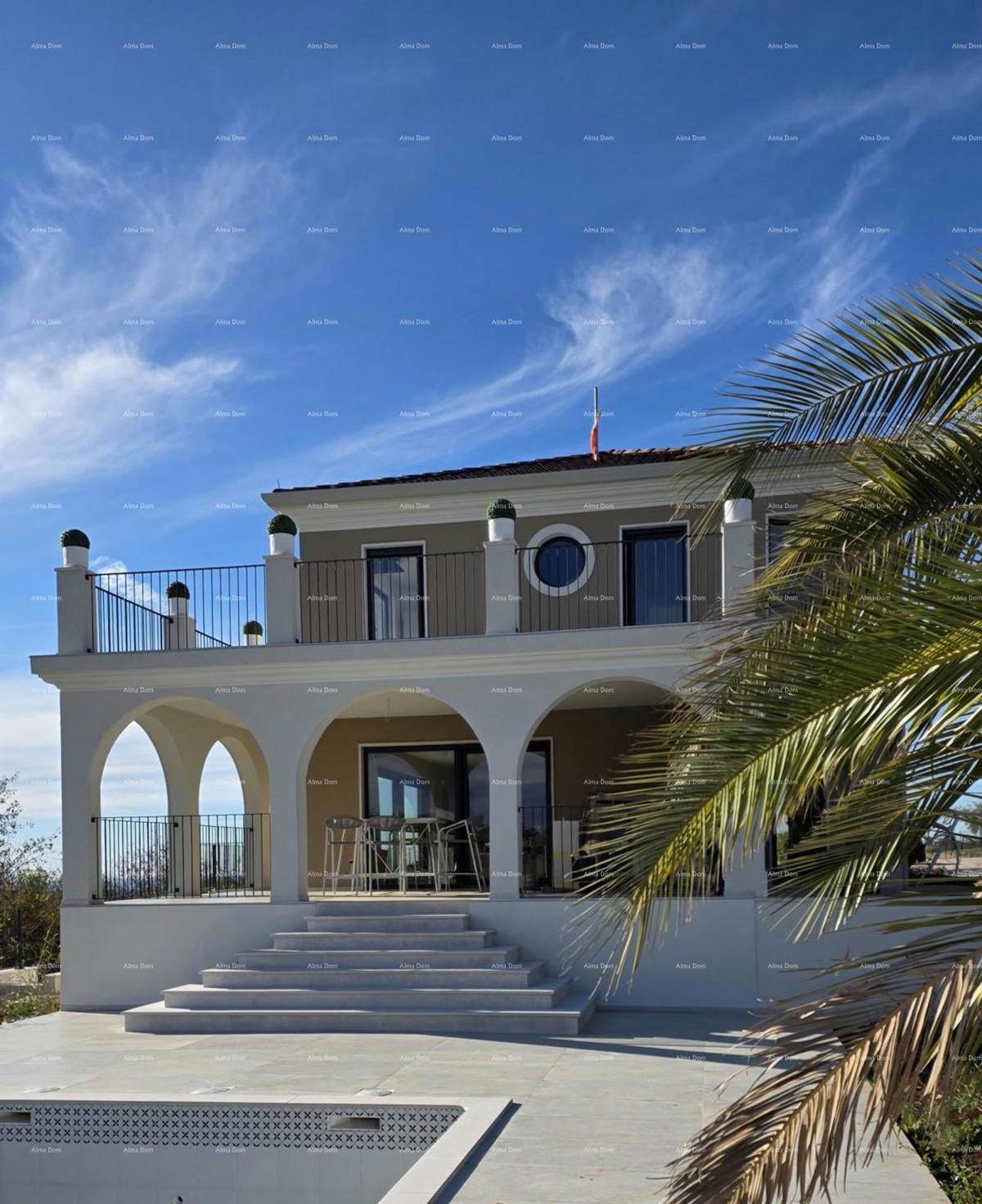 Buje, Luksuzna vila s bazenom