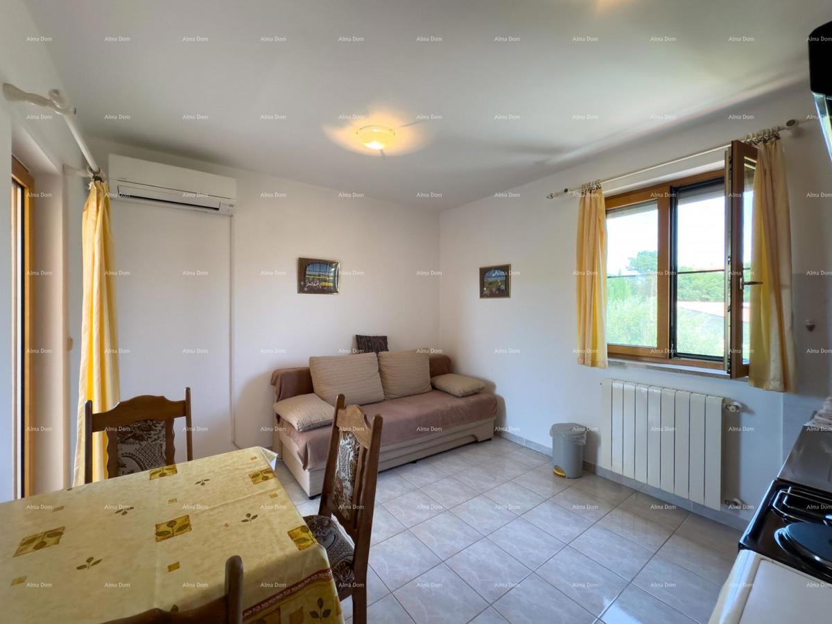 Prodajemo apartmajsko hišo na mirni lokaciji v Medulinu!