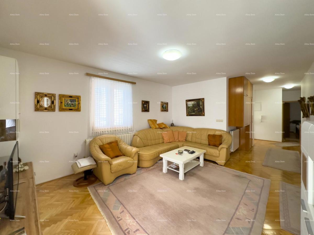 Prodajemo apartmajsko hišo na mirni lokaciji v Medulinu!