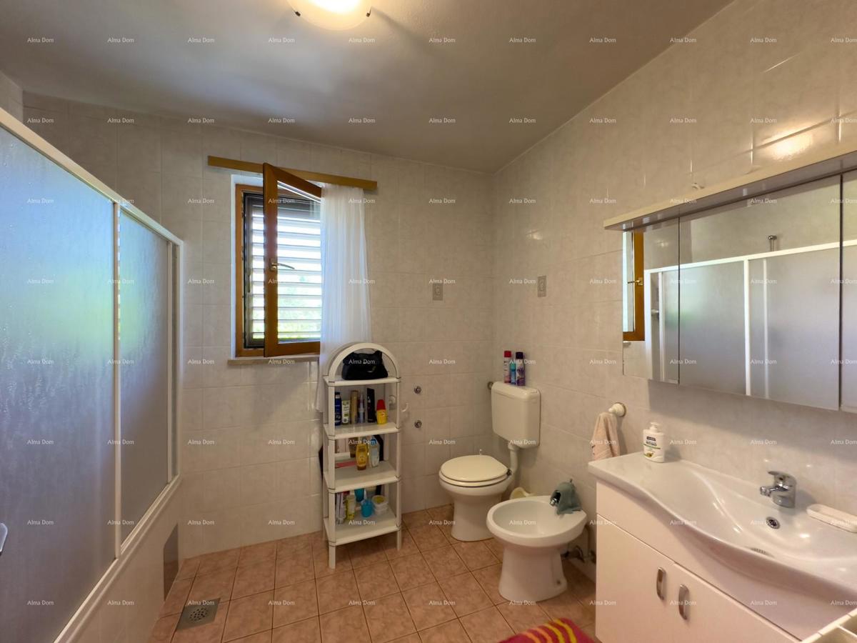 Prodajemo apartmajsko hišo na mirni lokaciji v Medulinu!