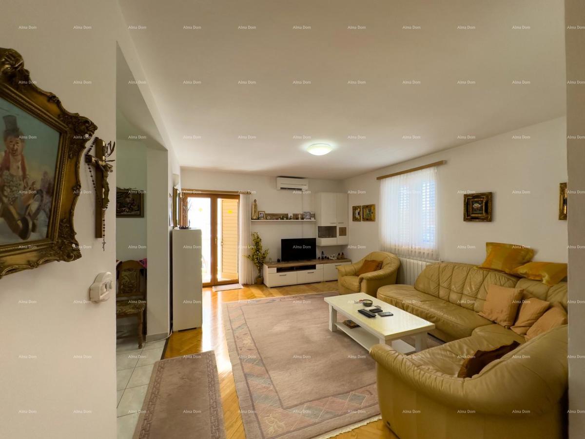 Prodajemo apartmajsko hišo na mirni lokaciji v Medulinu!