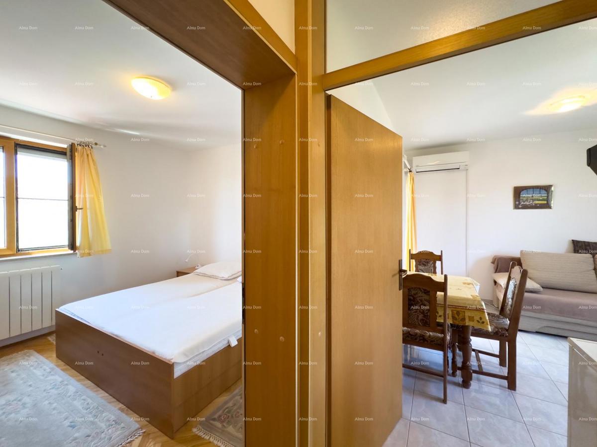 Prodajemo apartmajsko hišo na mirni lokaciji v Medulinu!