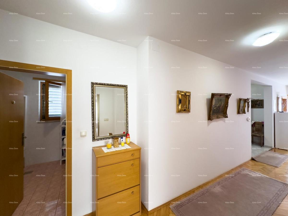 Prodajemo apartmajsko hišo na mirni lokaciji v Medulinu!