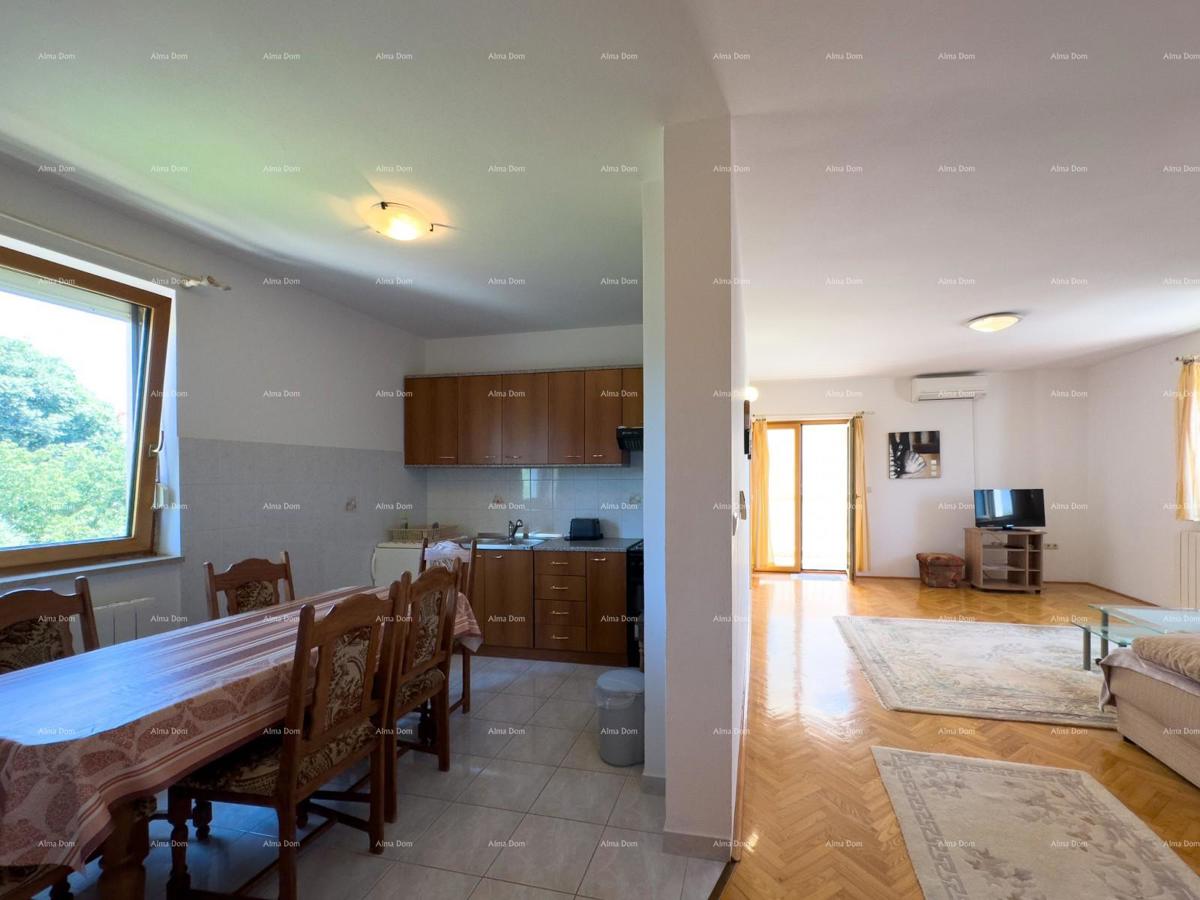 Prodajemo apartmajsko hišo na mirni lokaciji v Medulinu!