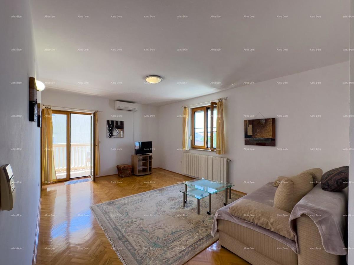 Prodajemo apartmajsko hišo na mirni lokaciji v Medulinu!