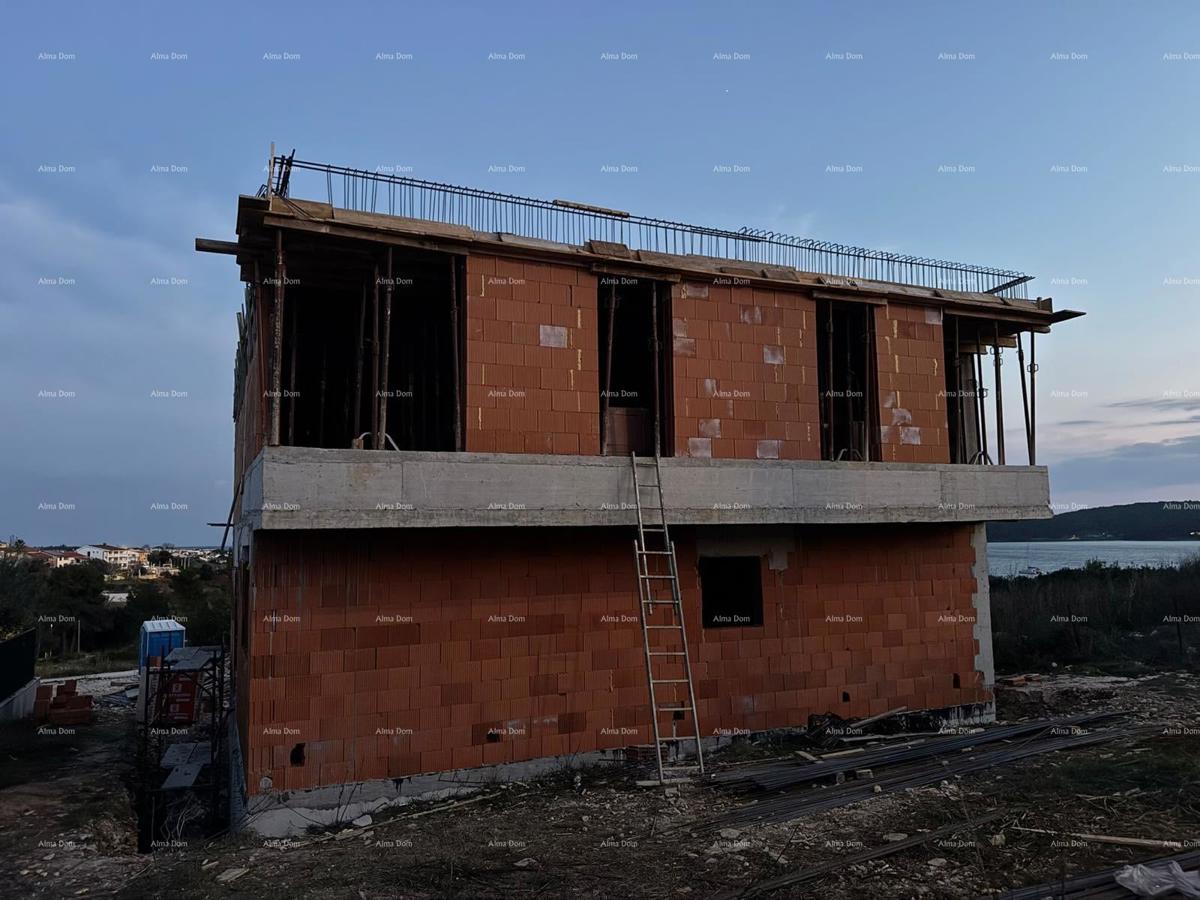 Mukalba, Medulin, Prodaja hiše v roh-bau fazi s pogledom na morje