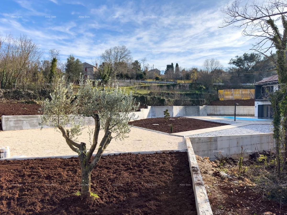 Prodaja novoizgrajene, moderno opremljene hiše s bazenom, Rakalj!