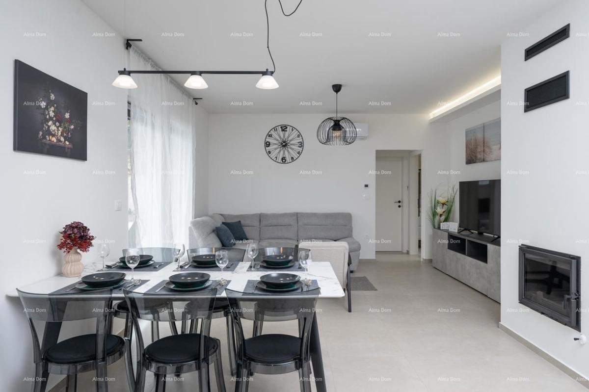 Prodaja novoizgrajene, moderno opremljene hiše s bazenom, Rakalj!