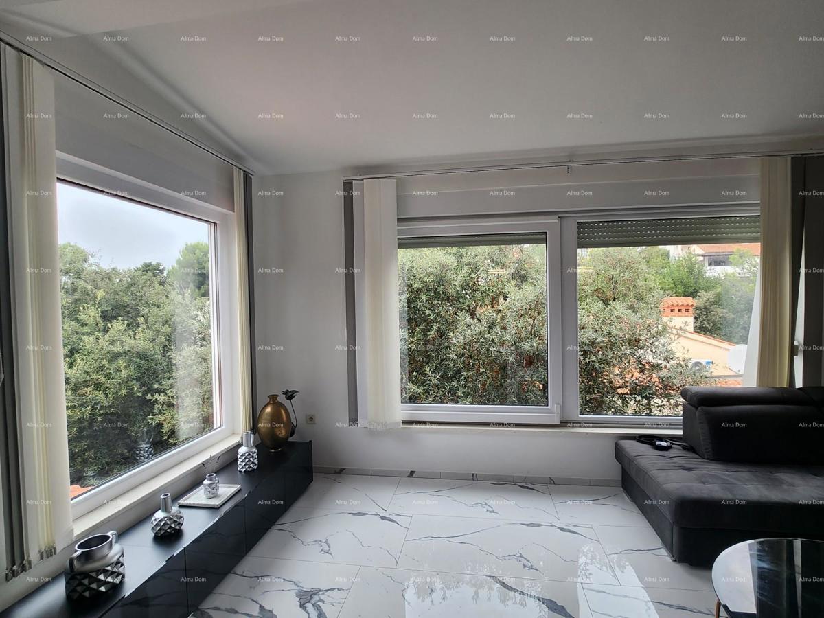 Peščena uvala, prva vrsta do morja. Apartma s pogledom na morje.