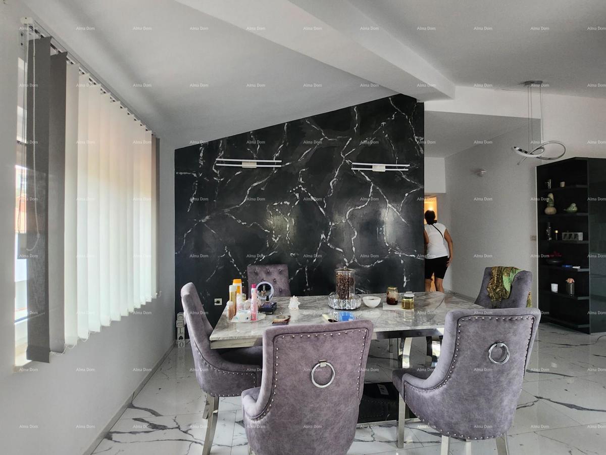 Peščena uvala, prva vrsta do morja. Apartma s pogledom na morje.