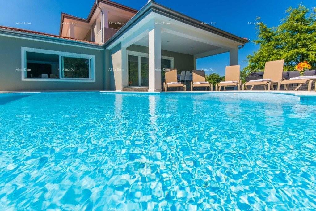 Samostojna hiša v okolici Labina.