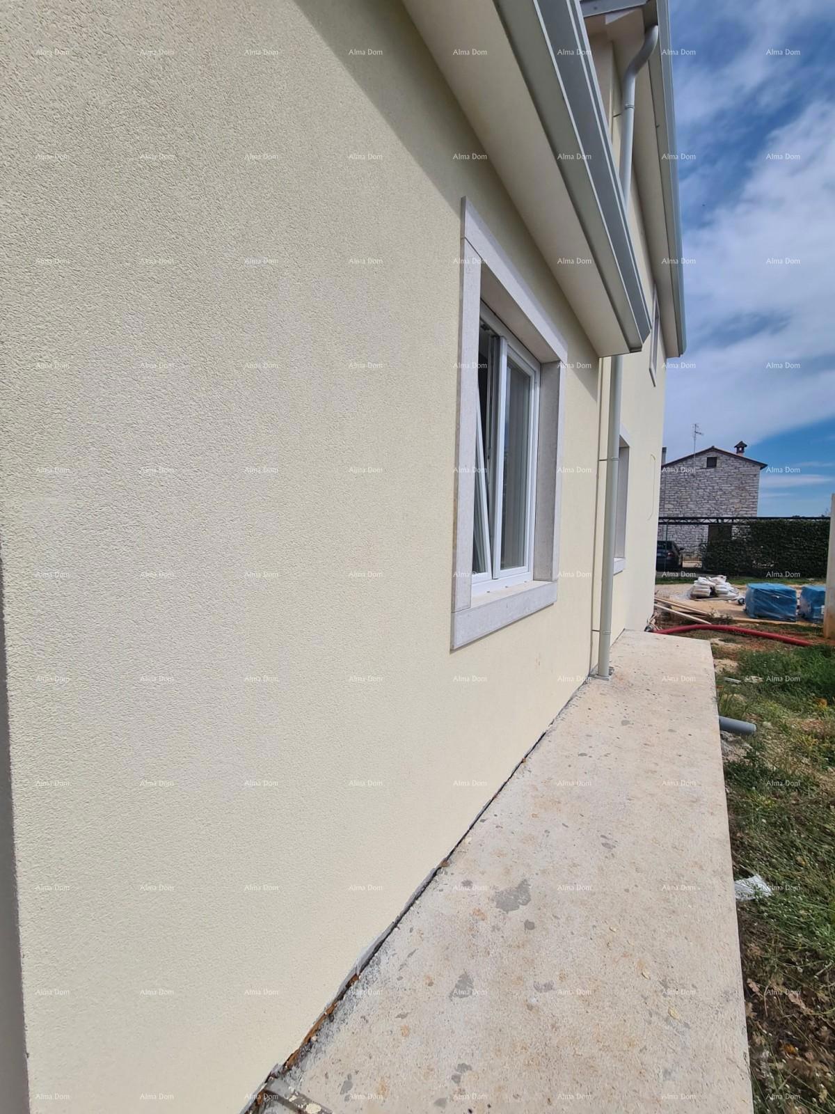 Elegantna vila v mirnem okolju blizu morja s pogledom na vinograde in oljčne nasade