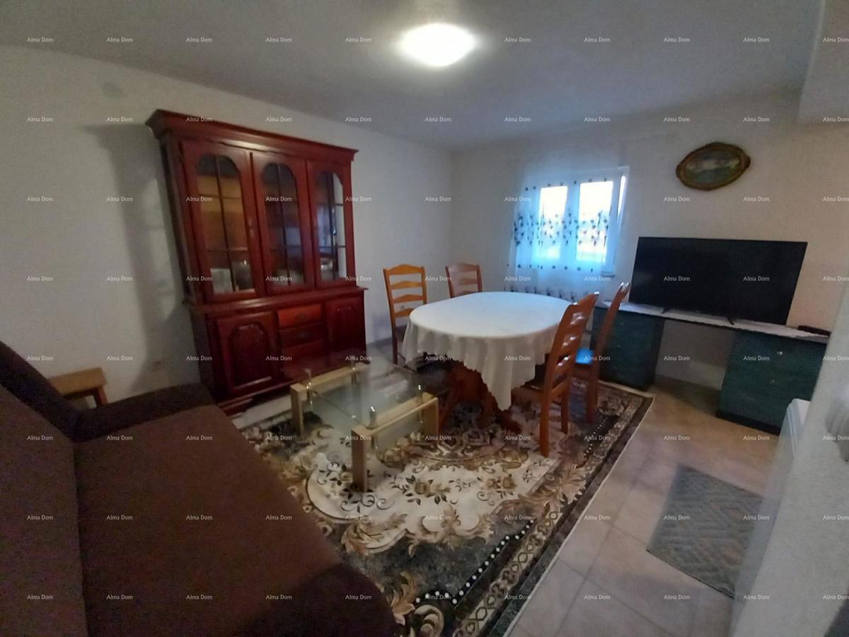 Prodaja hiše z dvema ločenima stanovanjem, Šišan!