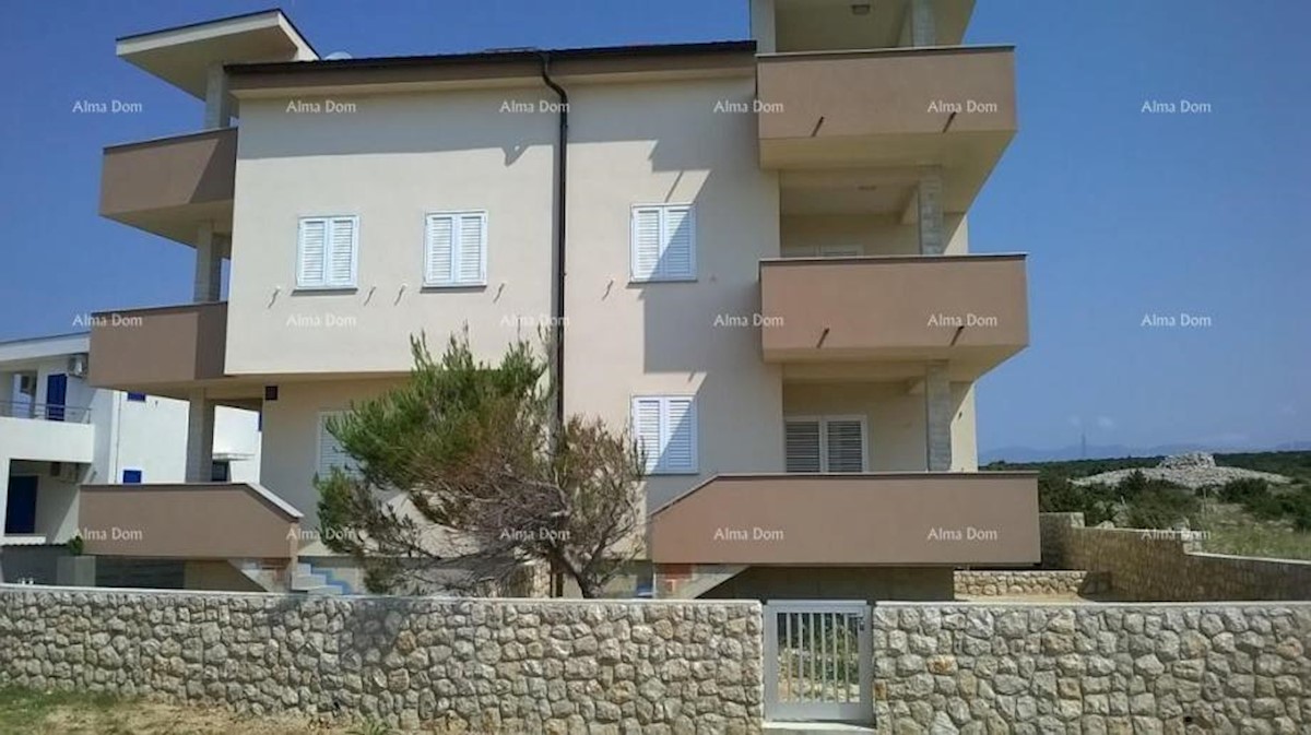 OTOK PAG, Košljun, apartma 120m od morja (prodaja)